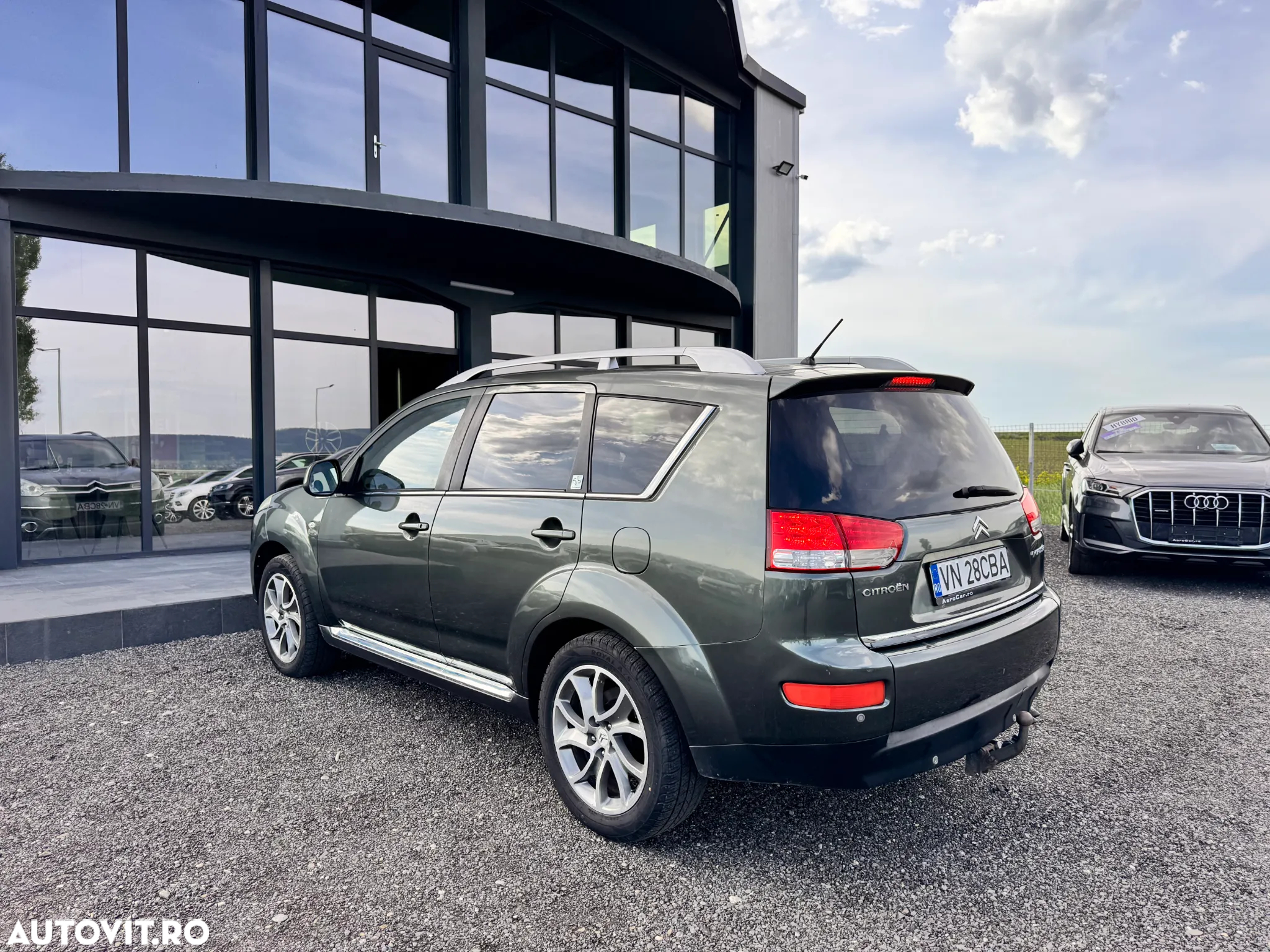 Citroën C-Crosser - 9