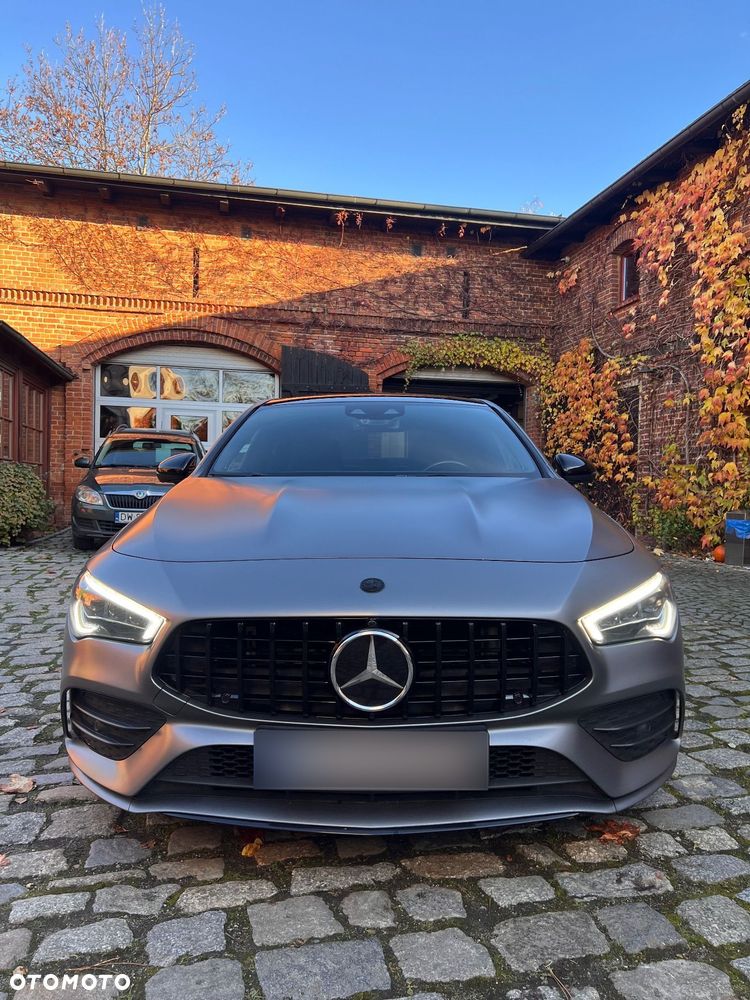 Mercedes-Benz CLA 250 4-Matic AMG Line 7G-DCT - 2