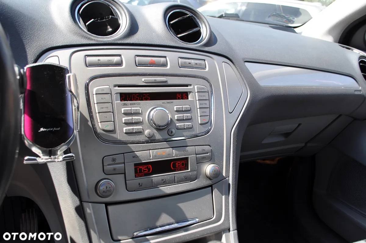 Ford Mondeo 2.0 Gold X - 20