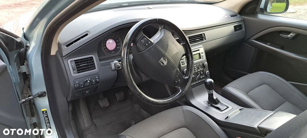 Volvo V70 2.0 Kinetic - 16