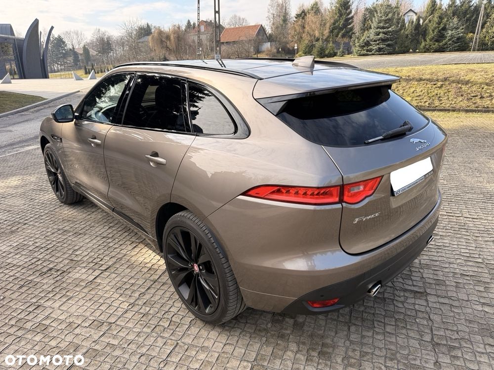 Jaguar F-Pace 3.0 TDV6 AWD R-Sport - 5