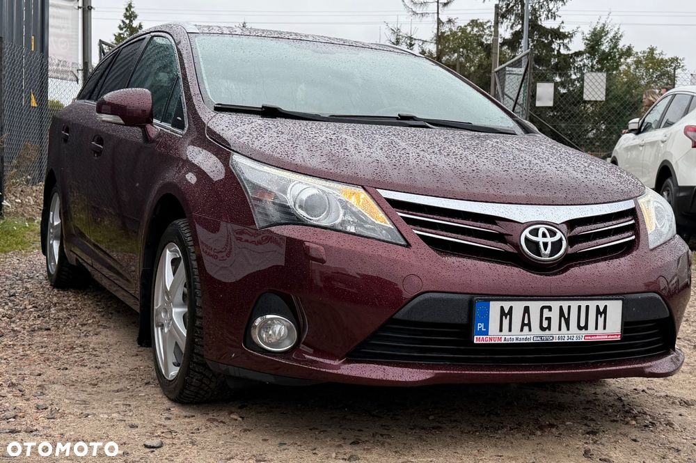 Toyota Avensis - 2