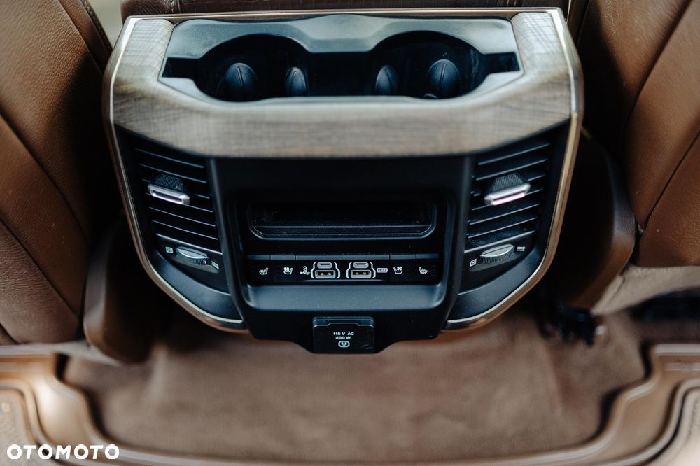 RAM 1500 5.7 eTorque Crew Cab Shortbed Longhorn Chrome - 27