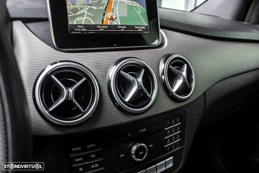 Mercedes-Benz B 250 e Electric Drive - 23