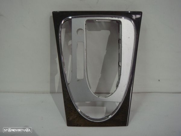 Embelezador Consola Painel Mercedes-Benz E-Class (W211) - 1