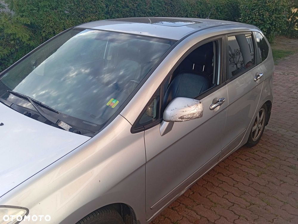 Honda FR-V - 8