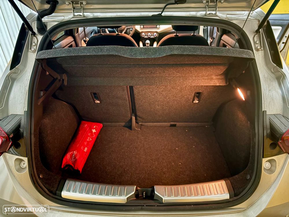 Nissan Micra 1.0 IG-T Acenta - 9