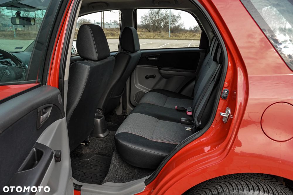 Suzuki SX4 1.5 Streetline 4x2 Classic - 8