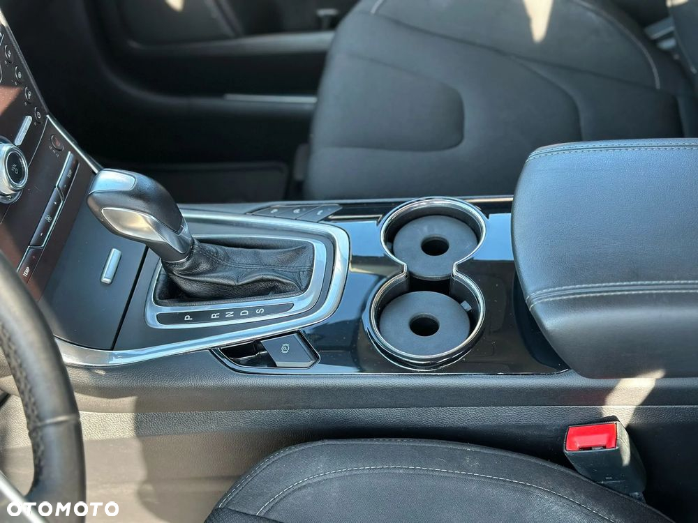 Ford S-Max 2.0 TDCi Titanium PowerShift - 29