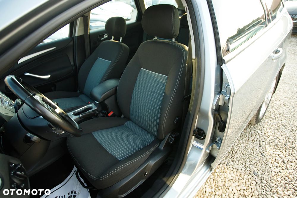 Ford Mondeo SW 2.0 FF Titanium - 20