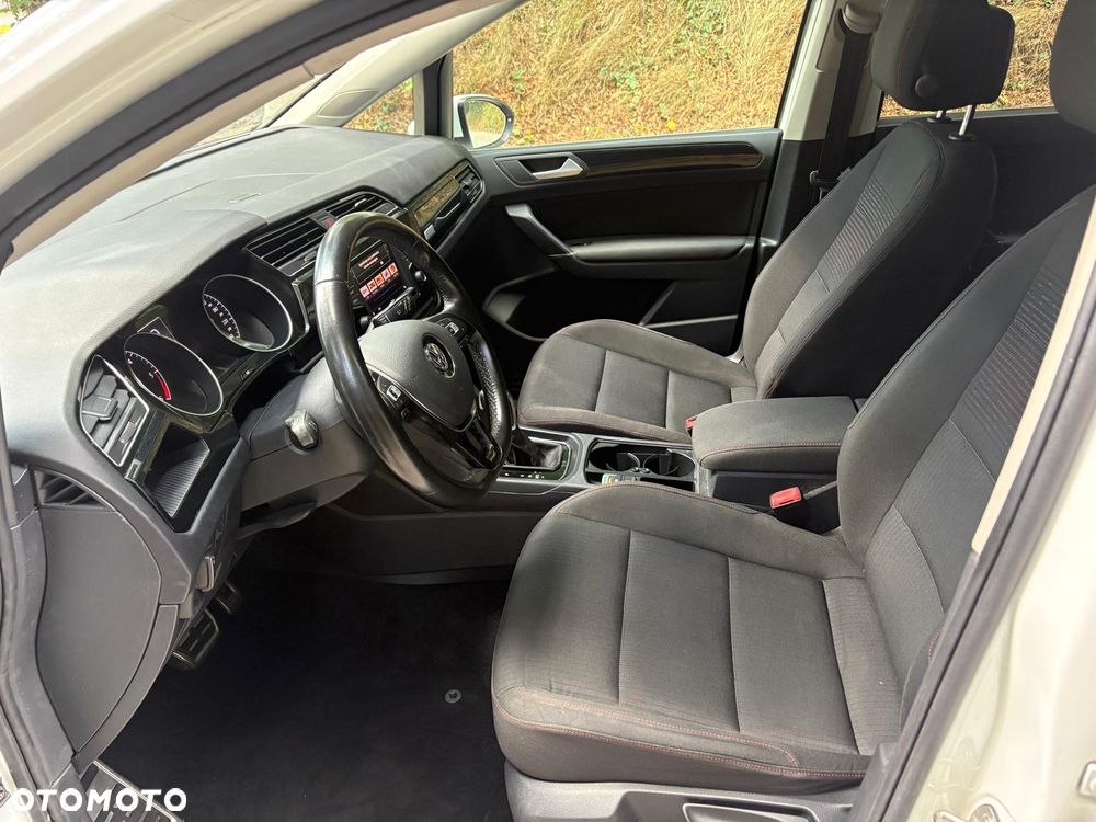 Volkswagen Touran 2.0 TDI SCR (BlueMotion Technology) DSG SOUND - 26