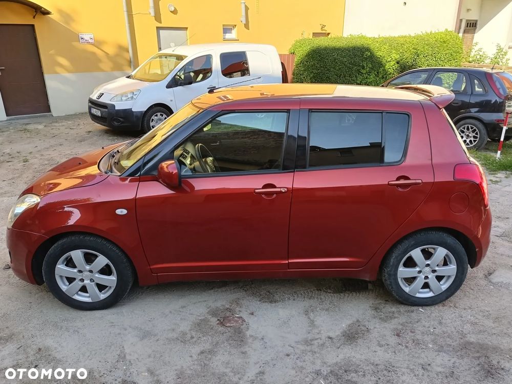 Suzuki Swift - 2