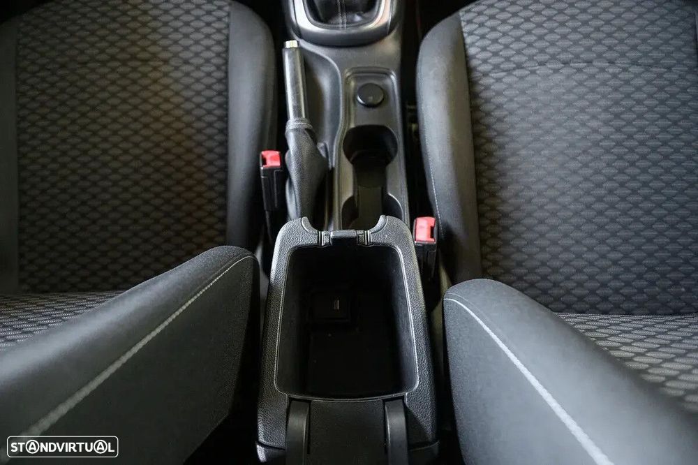 Opel Astra Sports Tourer - 22