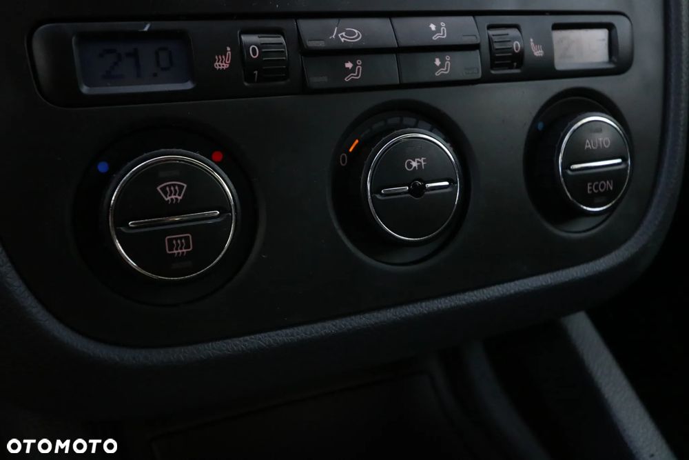 Volkswagen Golf 1.6 Trendline - 30