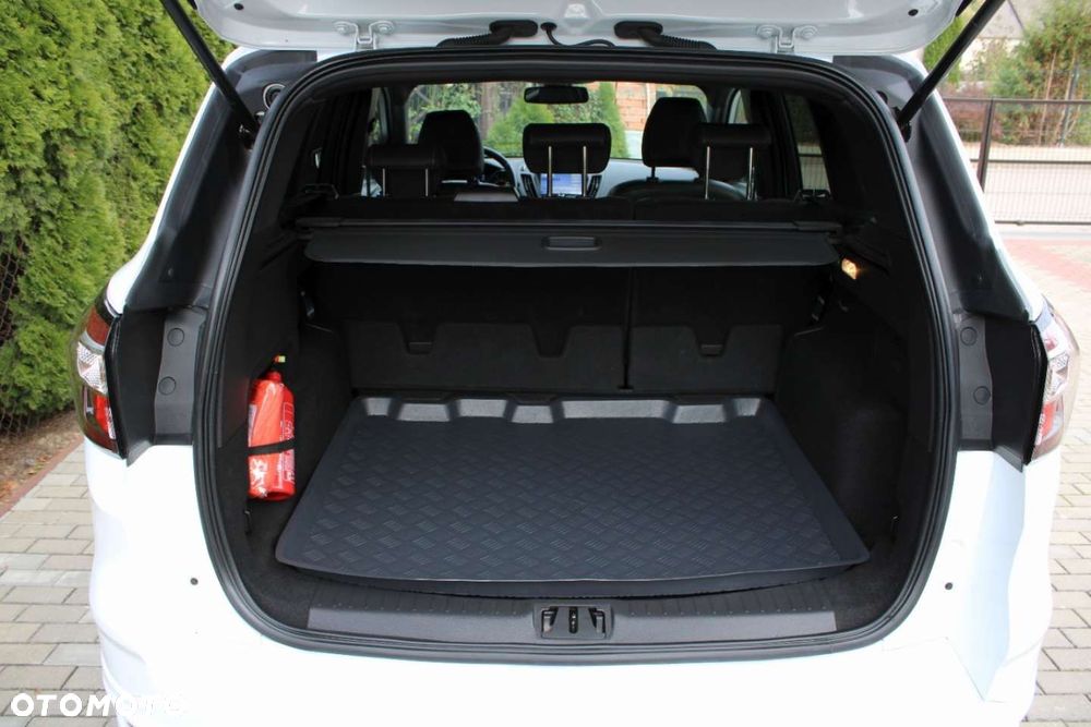 Ford Kuga 2.0 TDCi AWD ST-Line - 35