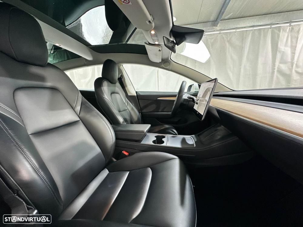 Tesla Model 3 Performance Dual Motor AWD - 30