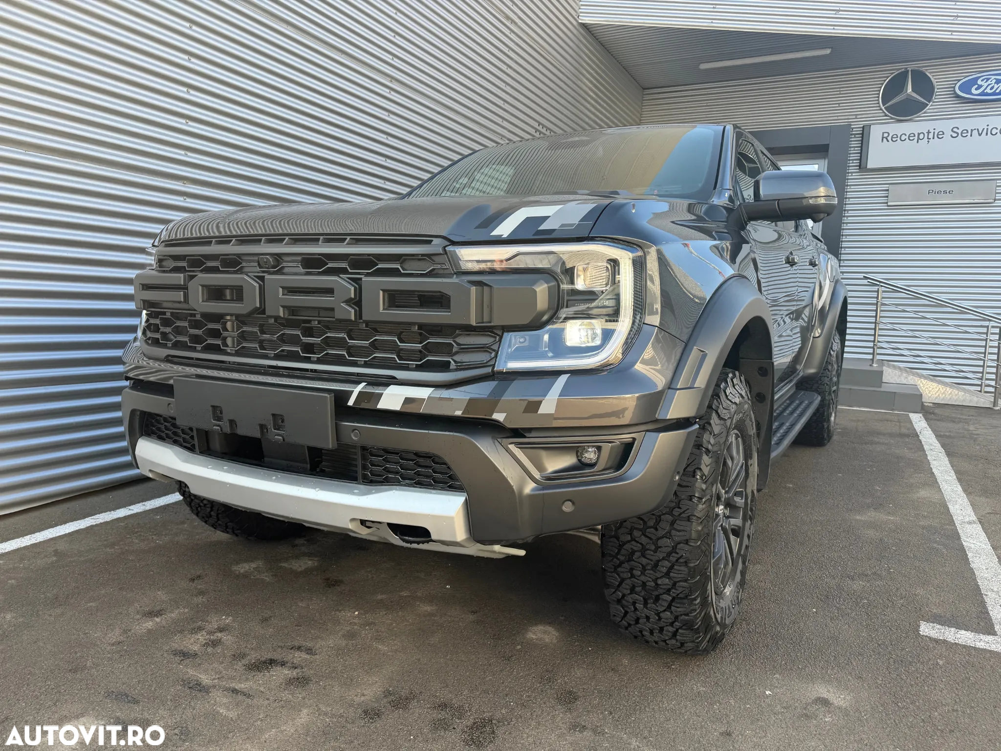 Ford Raptor - 9
