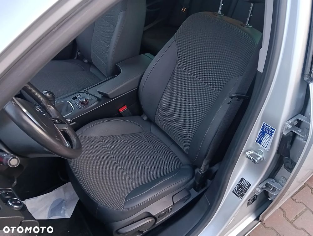 Opel Insignia 2.0 CDTI Cosmo - 33