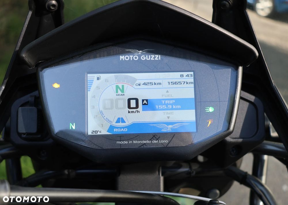 Moto Guzzi V85 - 6