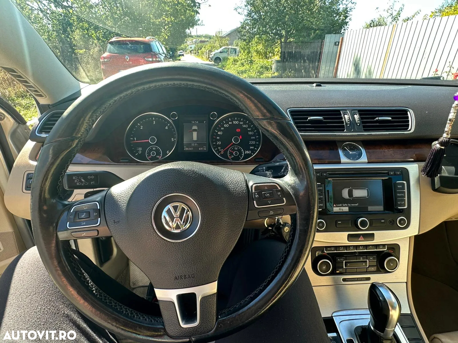 Volkswagen Passat Variant 2.0 TDI 4Motion BlueMotion Technology DSG Comfortline - 10