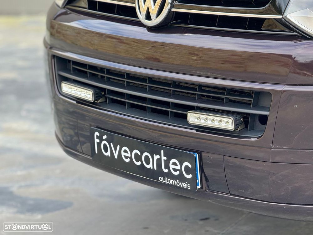 VW Multivan 2.0 TDi 180 Highline BlueMotion - 19