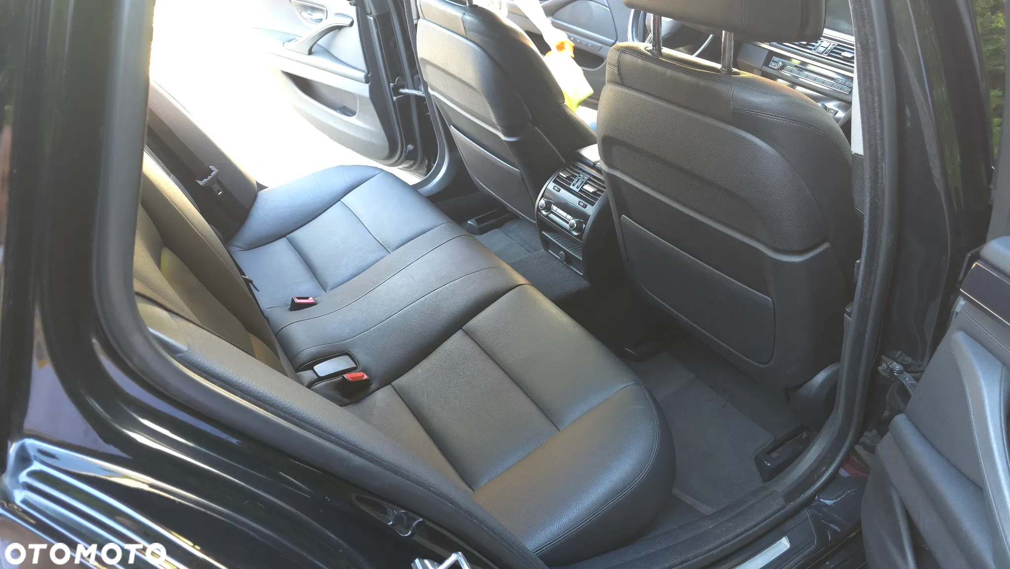 BMW Seria 5 530d Touring Luxury Line - 14