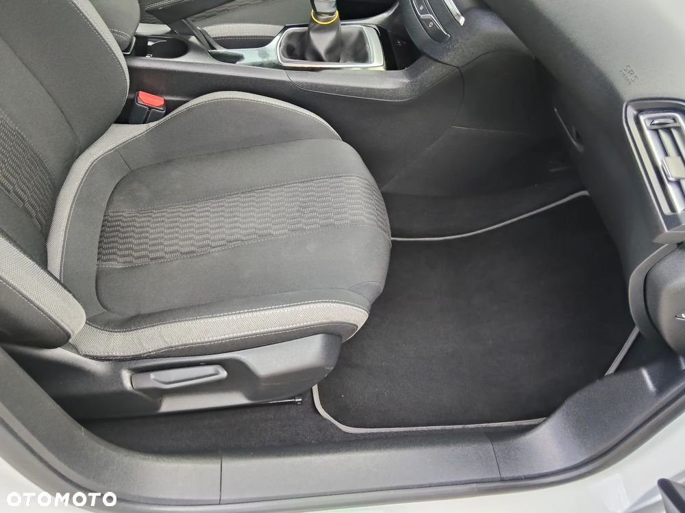 Peugeot 308 1.6 BlueHDi Active S&S - 30