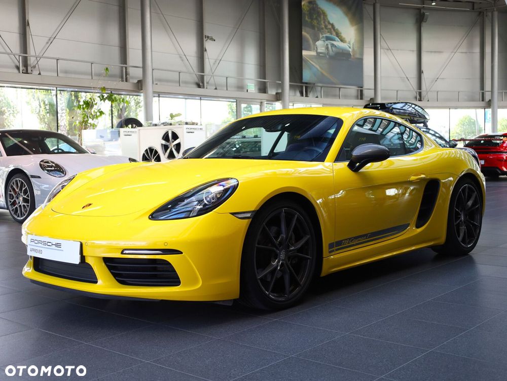 Porsche 718 Cayman - 3