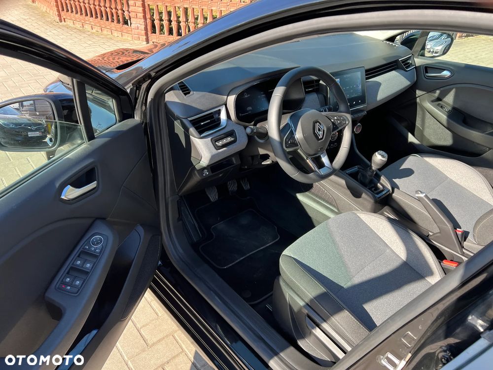 Renault Clio - 6