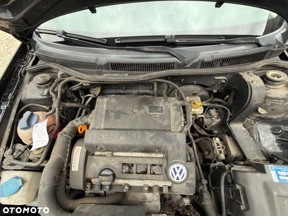Volkswagen Golf - 11
