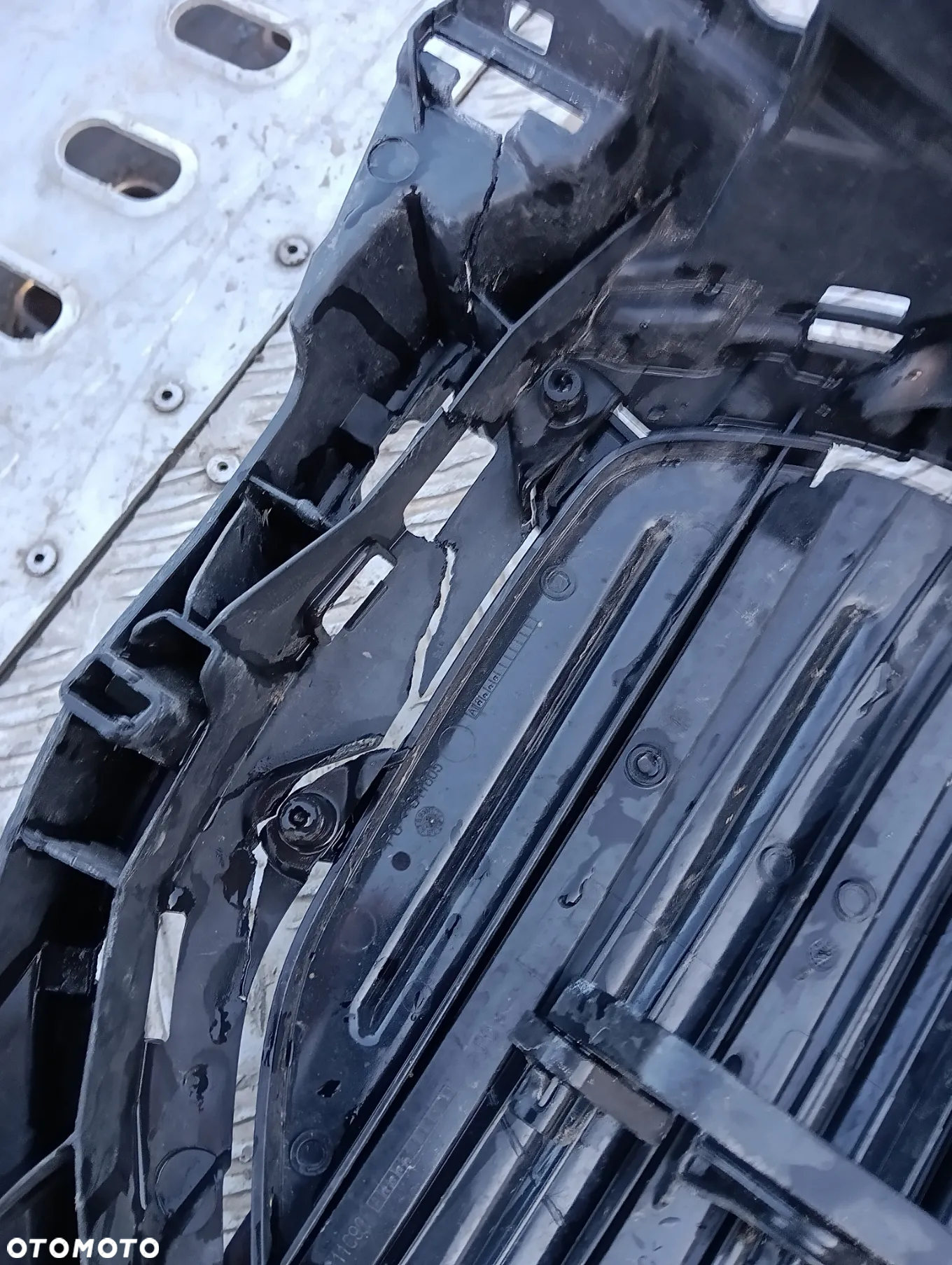 bmw x6 g06 x7 g07 roleta wlot powietrza atrapa zaluzja silniczek 226775-10 226775 - 20
