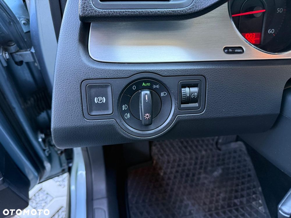 Volkswagen Passat 2.0 TDI DPF Highline DSG - 19