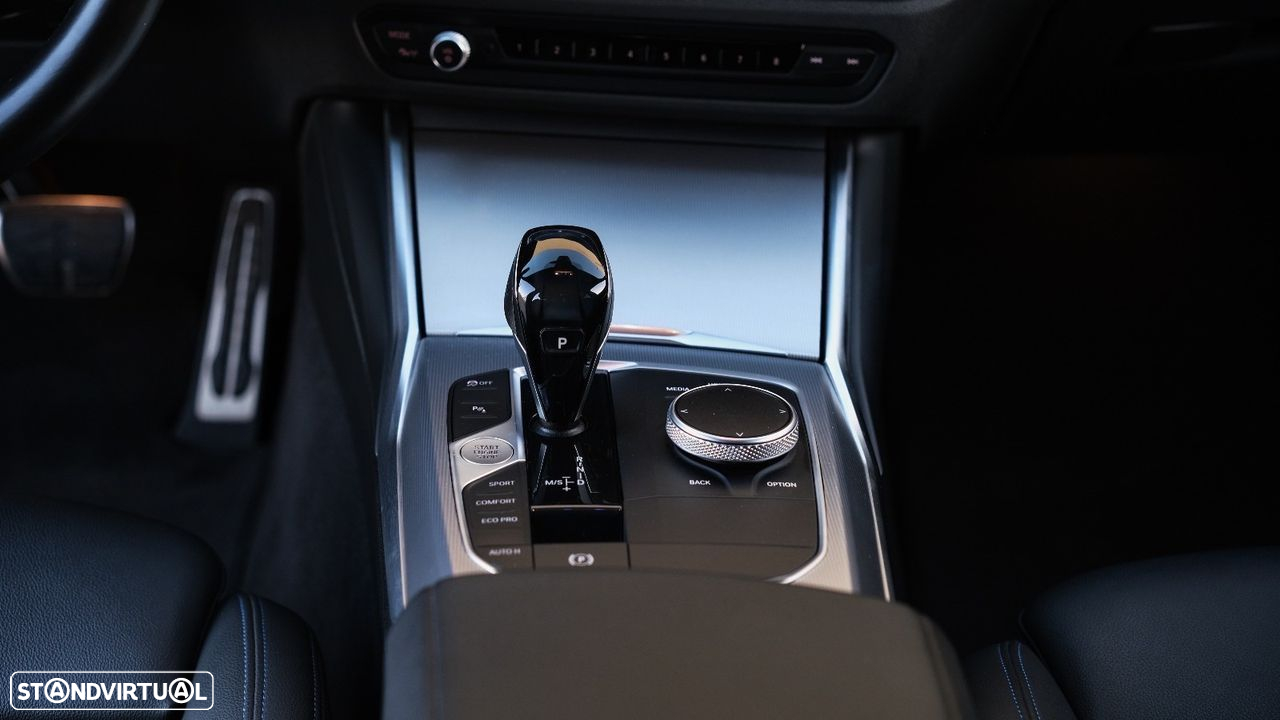 BMW 320 - 31