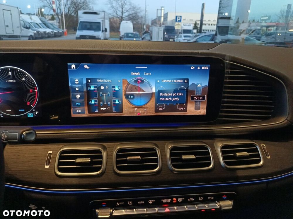 Mercedes-Benz GLE - 29