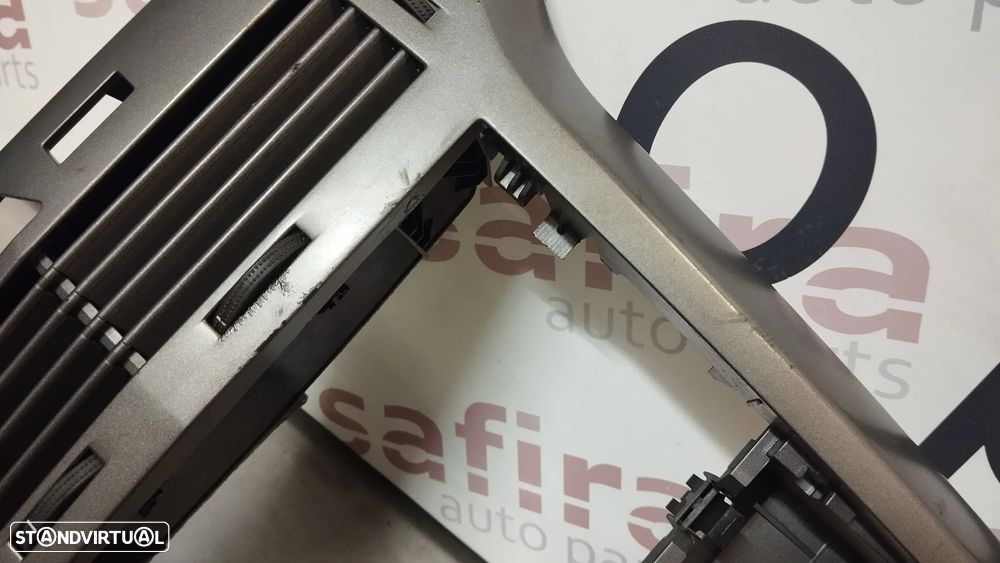 MOLDURA DO RADIO COM OPEL ASTRA H 04-09 REF. 13141091 24465731 - 5