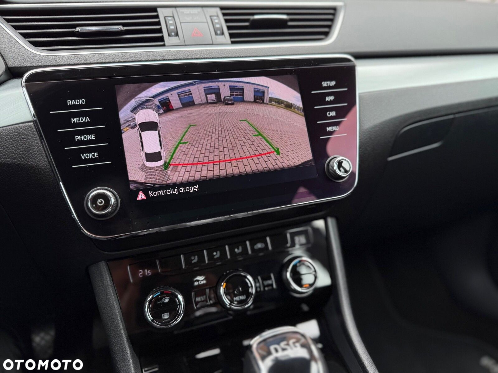 Skoda Superb 1.5 TSI ACT Ambition DSG - 18