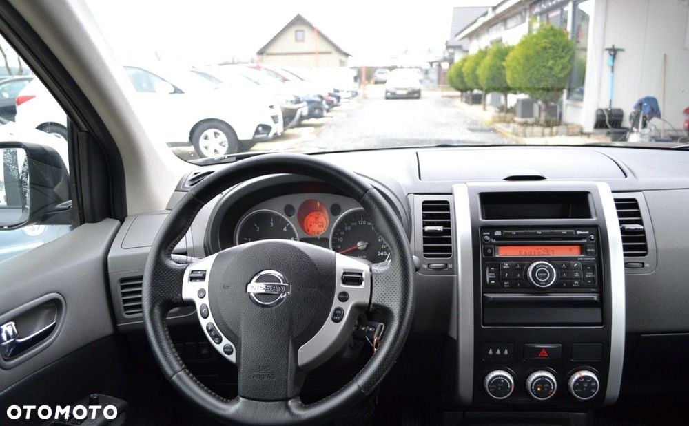 Nissan X-Trail 2.0 dCi 4x4 DPF Automatik LE - 5