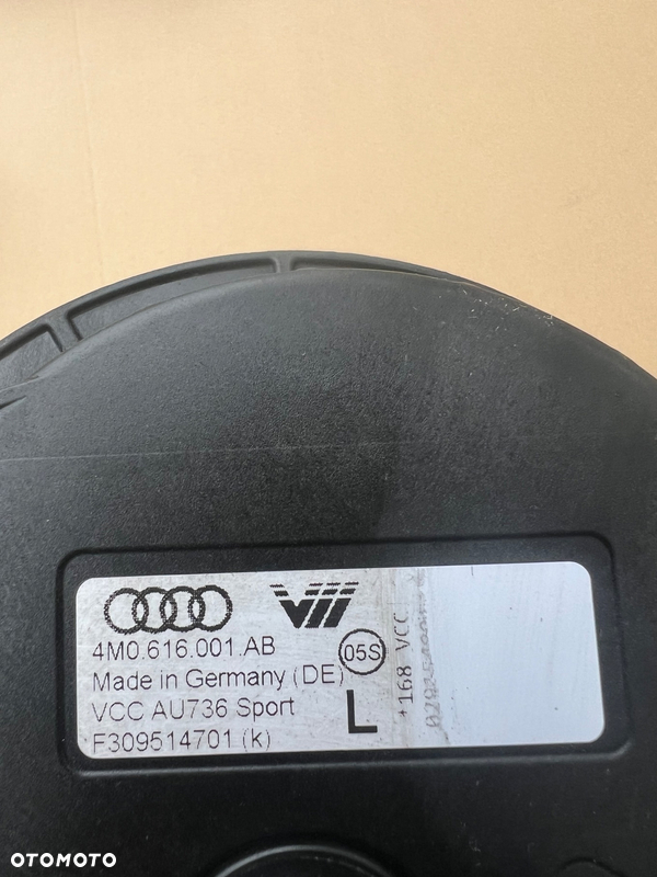 AUDI Q7 SQ7 PODUSZKA MIECH TYŁ LEWY