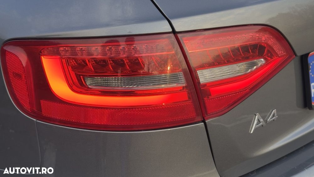 Audi A4 2.0 TDI DPF multitronic S line Sportpaket - 14