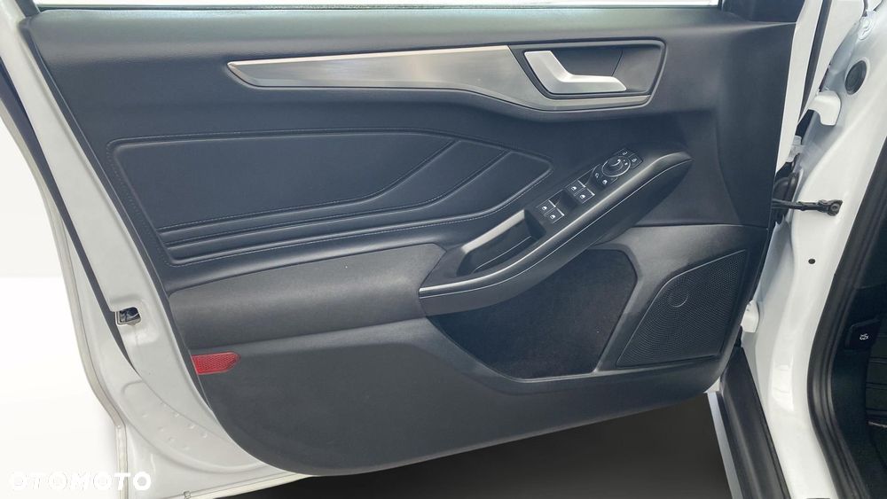 Ford Focus 1.0 EcoBoost mHEV Titanium X - 14