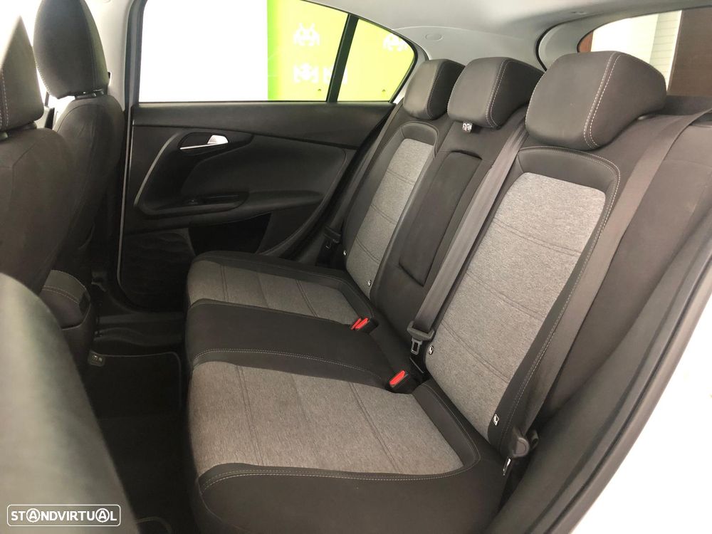 Fiat Tipo Cross 1.3 Multijet - 21