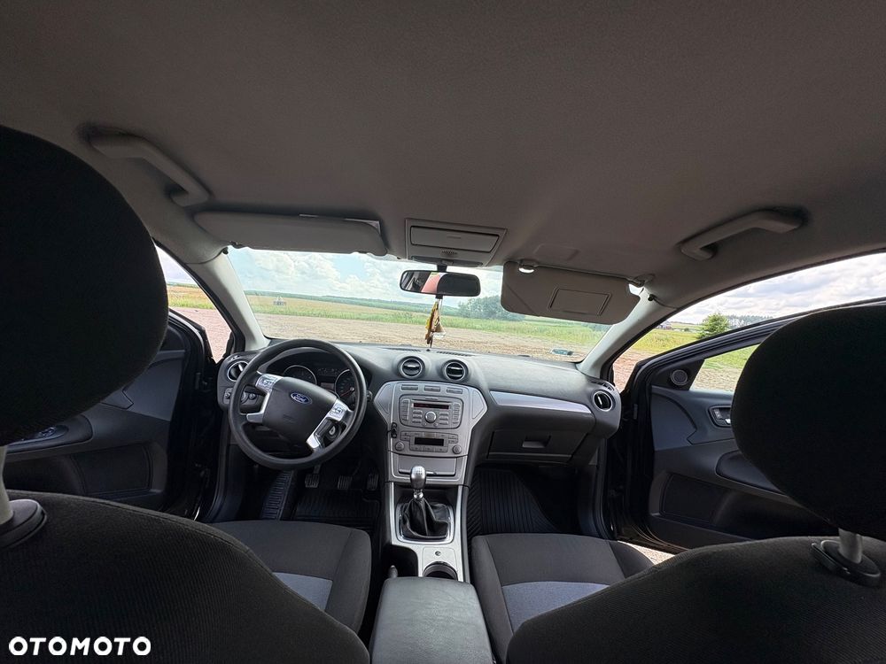 Ford Mondeo 1.8 TDCi Ambiente - 17