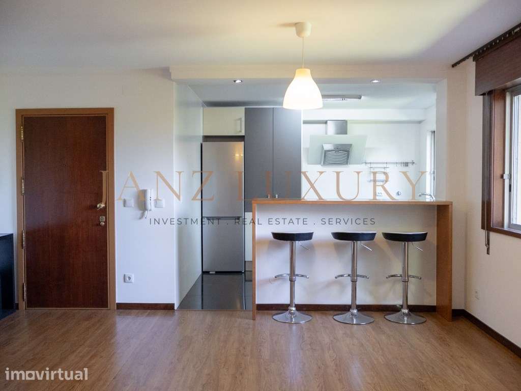 T3 Duplex com Garagem Box para Arrendamento em São Mamede de Infest... - Grande imagem: 5/44