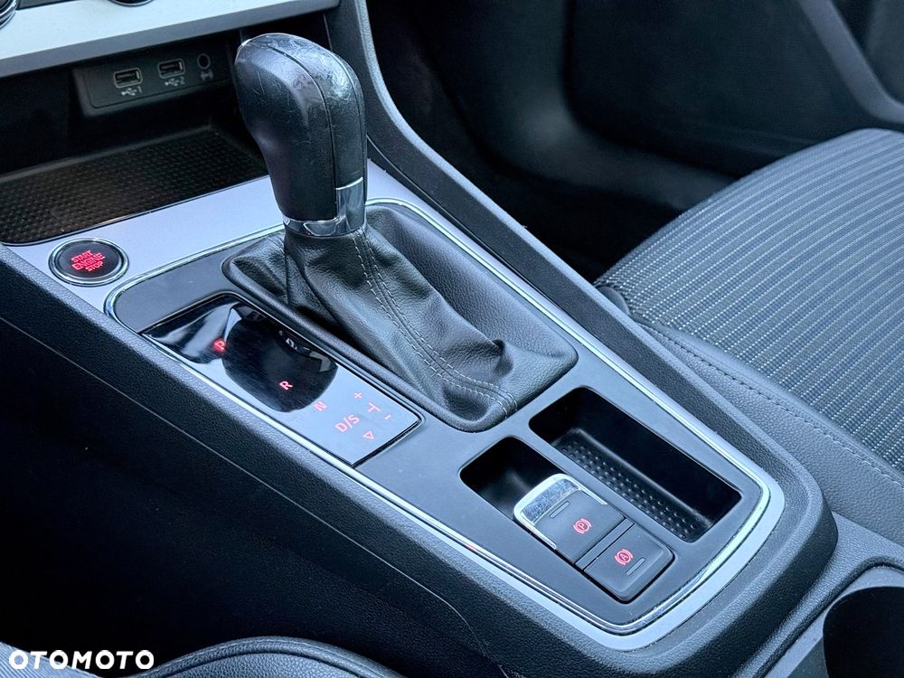 Seat Leon 2.0 TDI DPF Start&Stop DSG XCELLENCE - 16