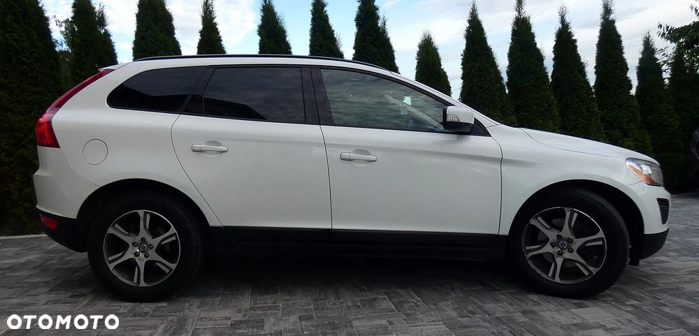 Volvo XC 60 2.4D AWD Momentum - 14