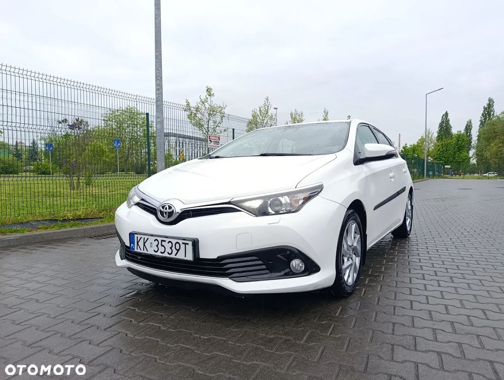 Toyota Auris 1.6 D-4D Edition-S - 1