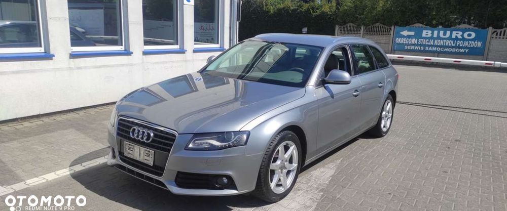 Audi A4 Avant - 32