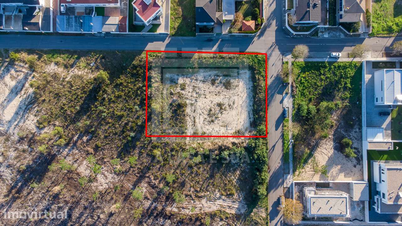 Terreno com projeto aprovado 3 moradias em Ovar - Grande imagem: 3/19