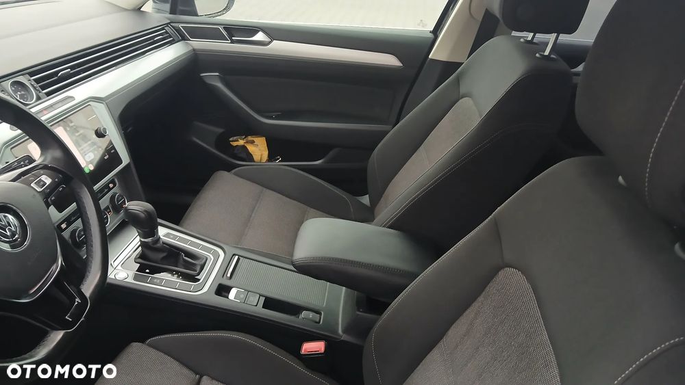 Volkswagen Passat 2.0 TDI BMT Comfortline DSG - 21