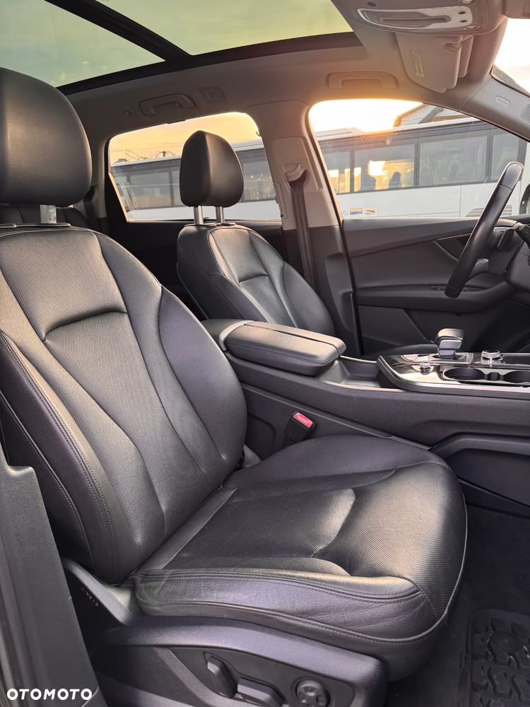 Audi Q7 - 15